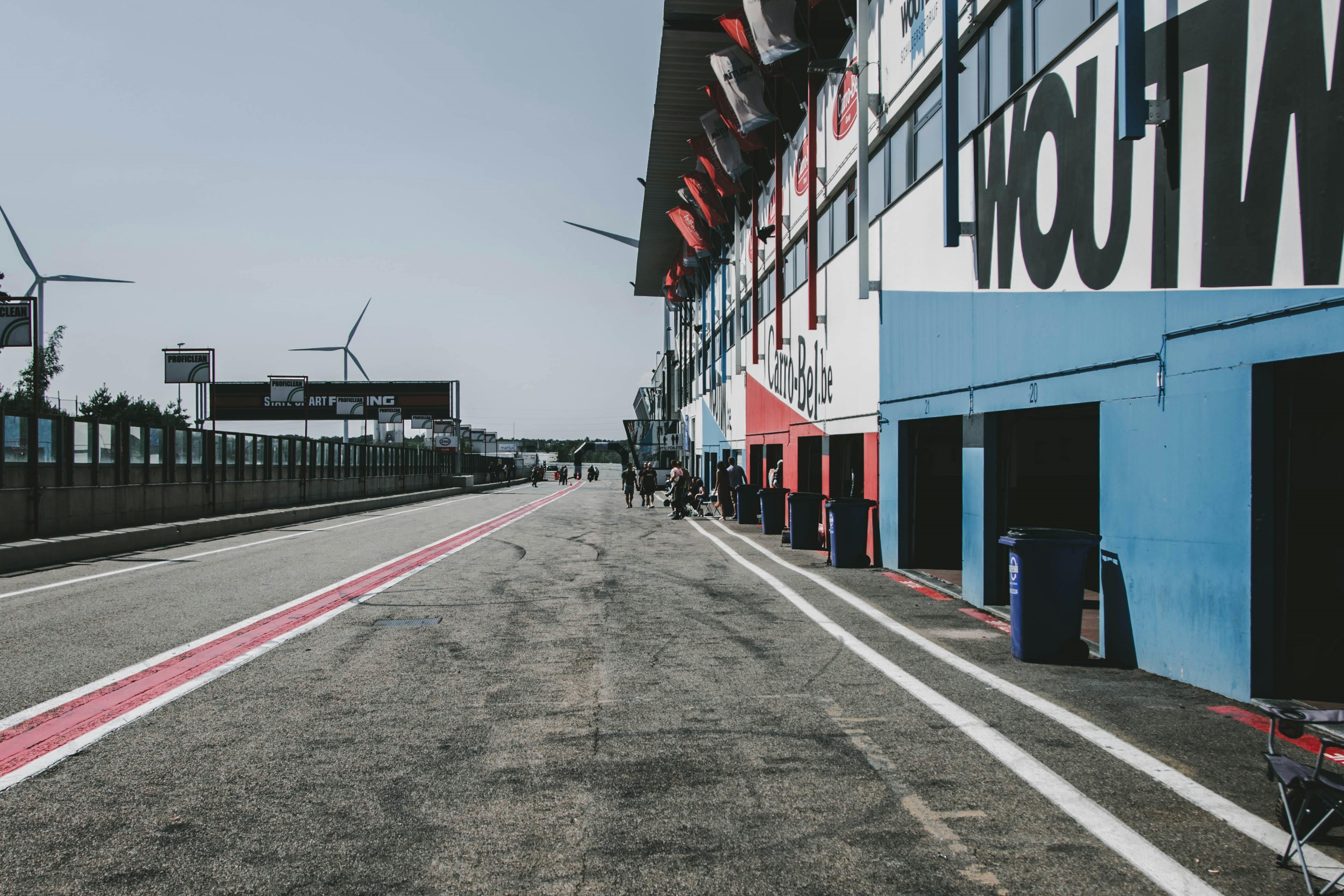 Picture of a drag strip